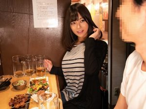 《素人妻ナンパ》目茶苦茶キレイなアラサー妻をナンパ連れ出し『Fカップ爆乳が萌える。。。』28歳の奥様が不倫SEXに酔いしれる！
